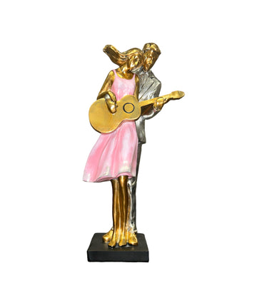 SCULPTURE COUPLE WITH GUITAR